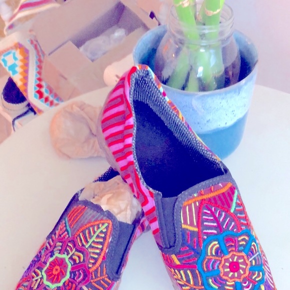 FLASH PRICE Handmade Tribal Mola  Shoe 8.5-9. - Picture 5 of 16